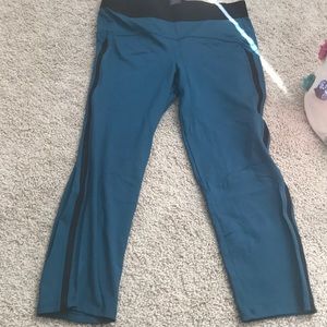 Heroine sport teal leggings medium